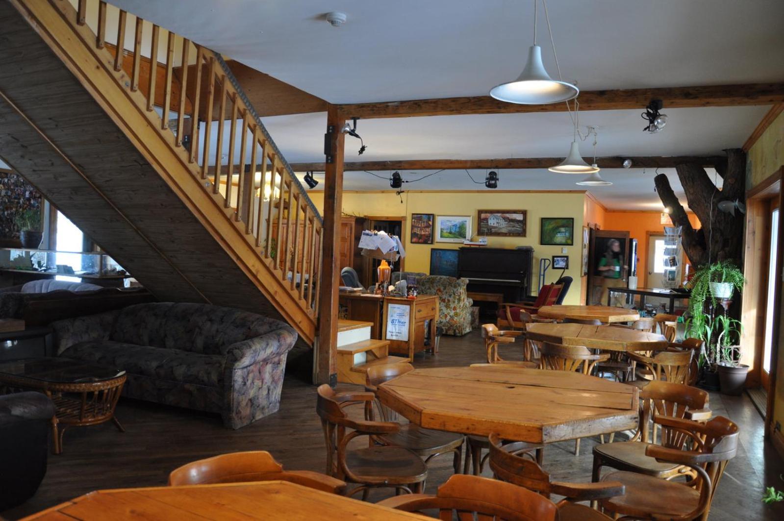 Auberge Jeunesse De Tadoussac Buitenkant foto
