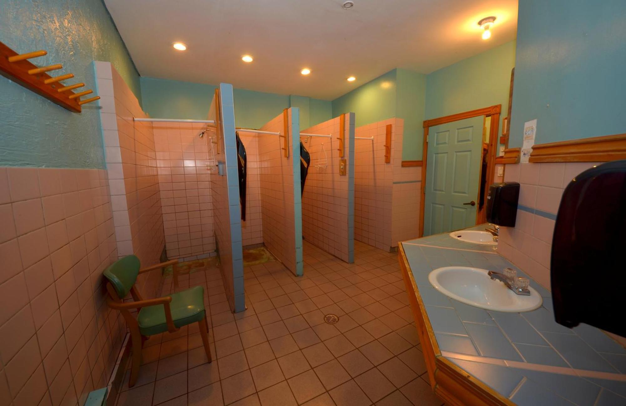 Auberge Jeunesse De Tadoussac Buitenkant foto